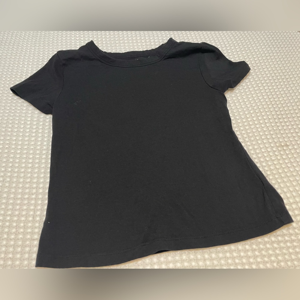 Old Navy - Classic Girl’s T-shirt